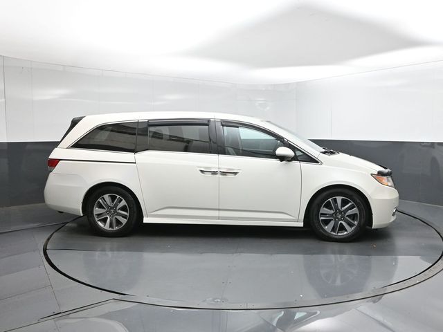 Used 2016 Honda Odyssey Van