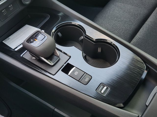 2026 Nissan Rogue SV photo 15