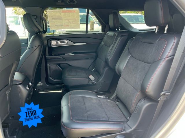 2025 Ford Explorer ST photo