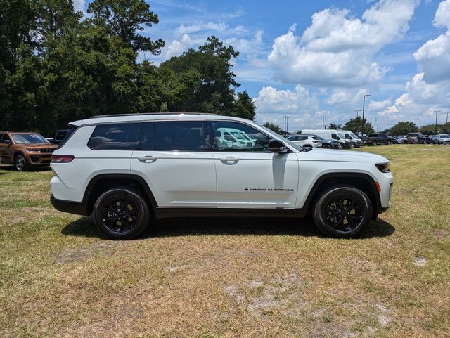2026 Jeep Grand Cherokee L Altitude 4x2