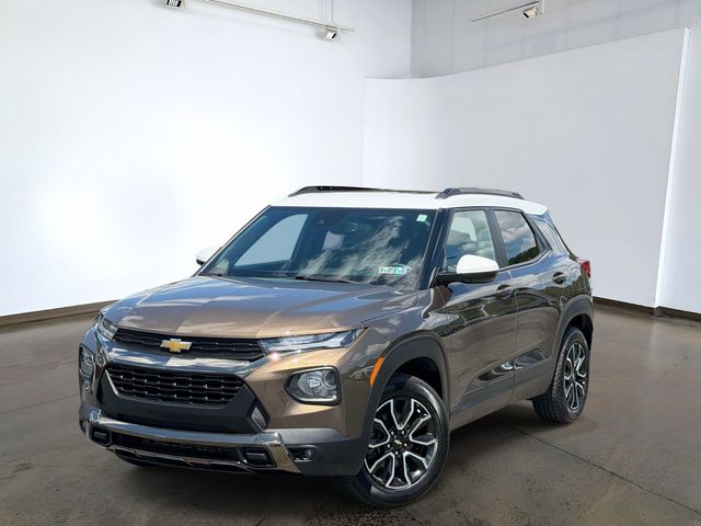 Zeus Bronze Metallic 2022 Chevrolet Trailblazer SUV / Crossover Four-Wheel Drive 9-Speed Automatic