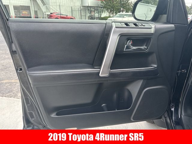 2019 Toyota 4Runner SR5 4