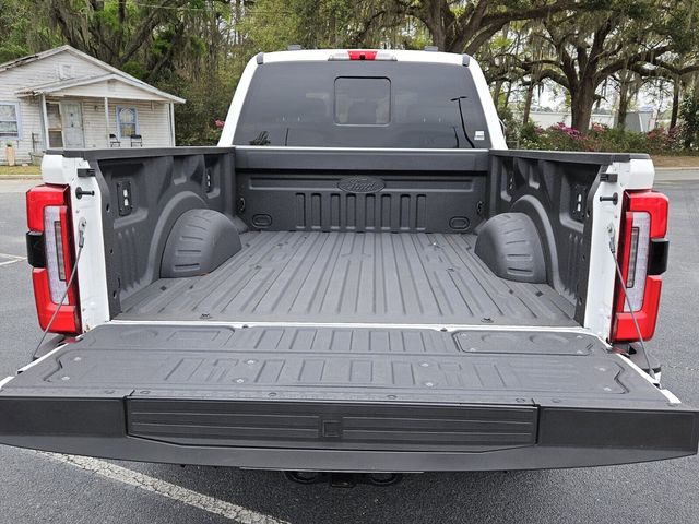 2026 Ford F-350 Super Duty Platinum