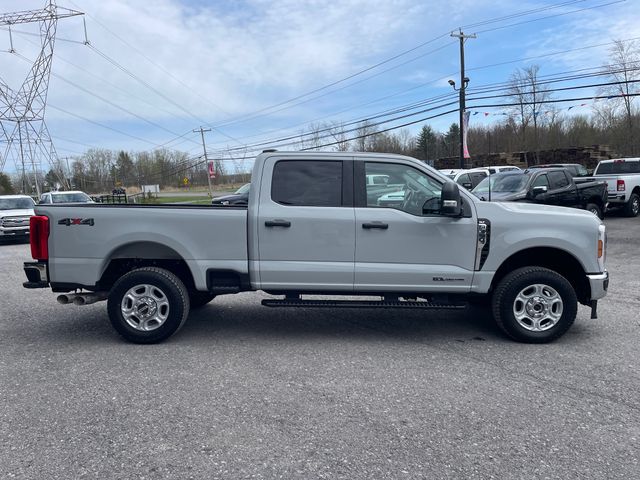 2025 Ford F-350SD XLT - Avalanche exterior view 8