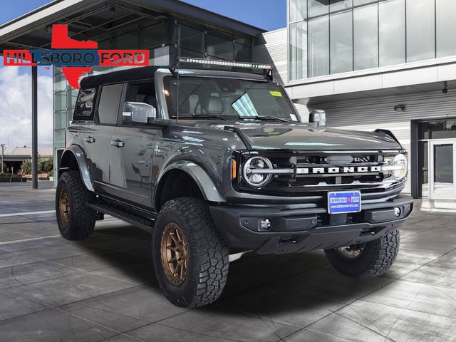 2024 Carbonized Gray Metallic Ford Bronco Outer Banks 4X4 SUV