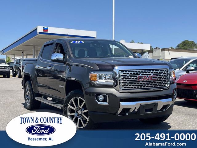 Smokey Quartz Metallic 2019 GMC Canyon Denali Crew Cab 4WD Pickup Truck Four-Wheel Drive 8-Speed Automatic