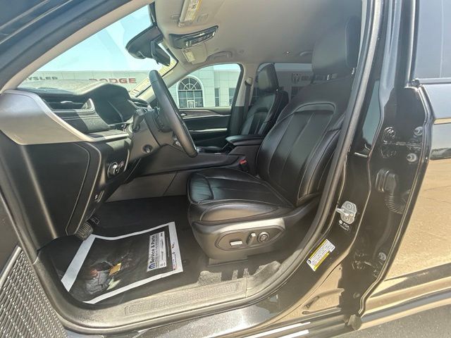 Used 2023 Jeep Grand Cherokee L SUV