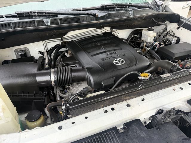2015 Toyota Tundra Limited White at Autostrade