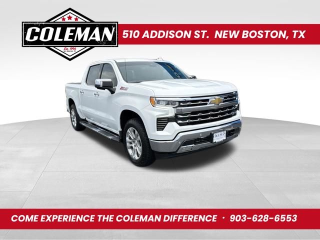 Summit White 2022 Chevrolet Silverado 1500 Pickup Truck Four-Wheel Drive Automatic