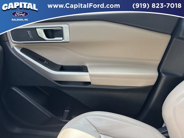 Certified Used 2023 Forged Green Metallic Ford XLT image 29