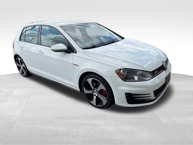 2015 Volkswagen Golf GTI 2.0T SE 4-Door FWD