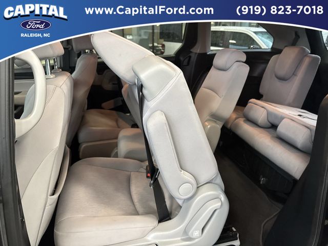 Used 2020  Honda EX image 18