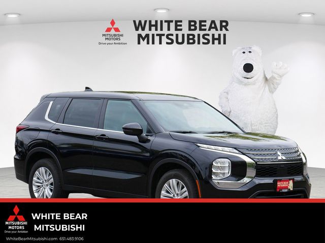 Labrador Black Pearl 2023 Mitsubishi Outlander ES FWD SUV / Crossover Front-Wheel Drive Continuously Variable Transmission