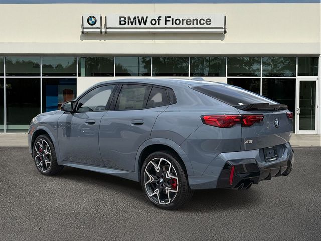 New 2026  BMW M35i image 4