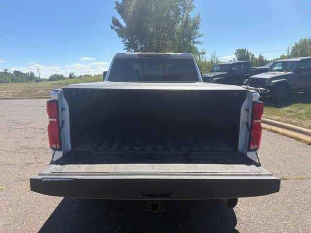 2024 Iridescent Pearl Tricoat Chevrolet Silverado 2500HD High Country 4X4 Truck