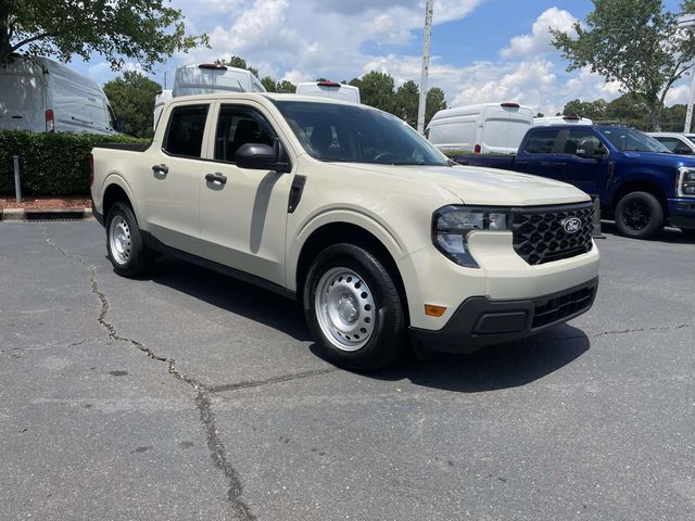 Desert Sand 2025 Ford Maverick Pickup Truck Front-Wheel Drive Continuously Variable Transmission