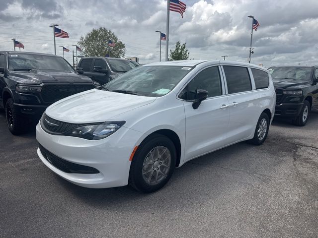 Bright White Clearcoat 2026 Chrysler Voyager LX FWD Minivan Front-Wheel Drive 9-Speed Automatic