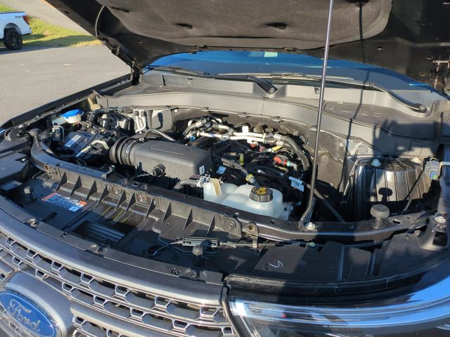 Used 2022 Gray Ford XLT image 37