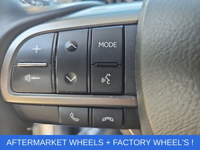 Used 2023 Silver Lexus 460 image 17