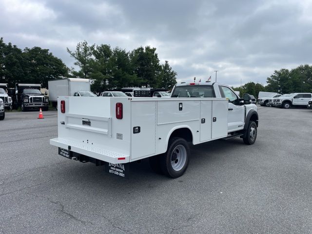 2025 Ford F-550 Super Duty 