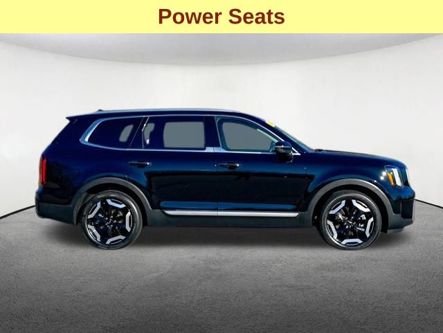 2023 Kia Telluride S 6