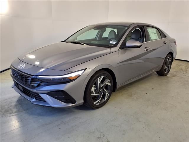 2025 Hyundai Elantra Limited photo