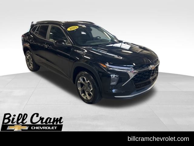 2025 Chevrolet Trax LT photo