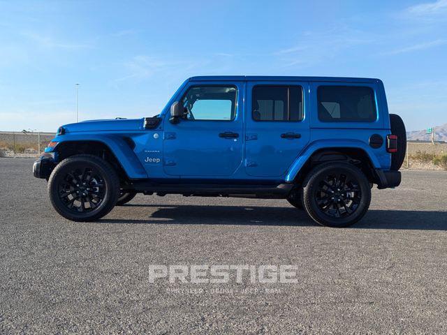 2022 Jeep Wrangler Unlimited Sahara 4xe 9