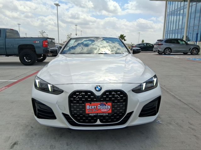 New 2026 White BMW 430i xDrive image 2