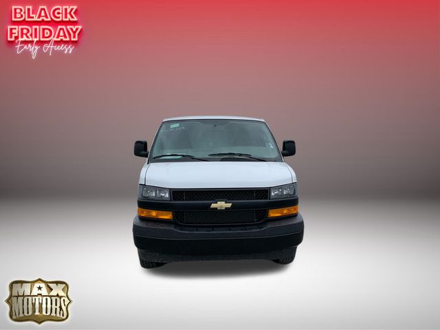 2022 Chevrolet Express 3500 Work Van 2