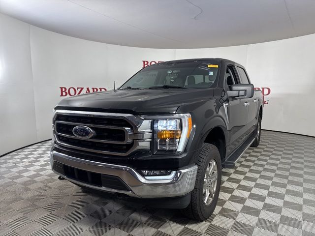 2023 Agate Black Metallic Ford F-150 XLT 4X4 Truck