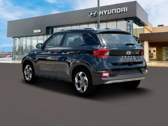 New 2025 Black Hyundai SEL image 5