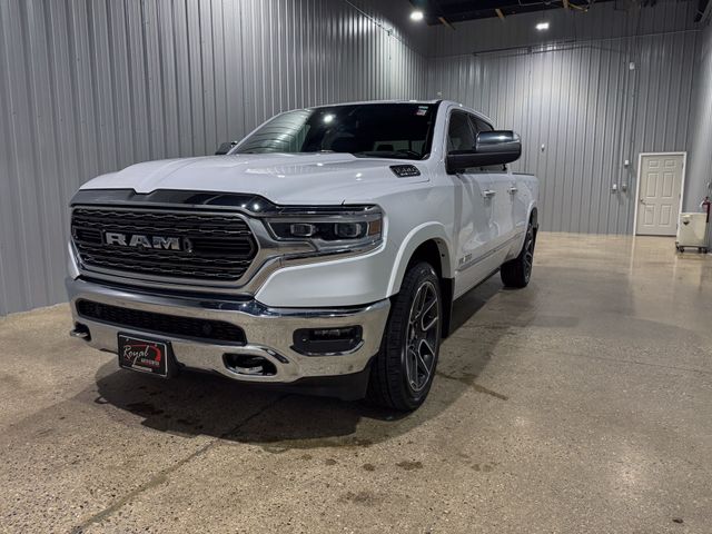 Bright White Clearcoat 2022 RAM 1500 Pickup Truck Four-Wheel Drive 8-Speed Automatic