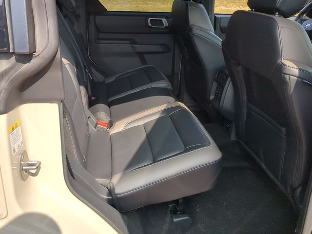 New 2025 Desert Sand Ford Outer Banks® image 35