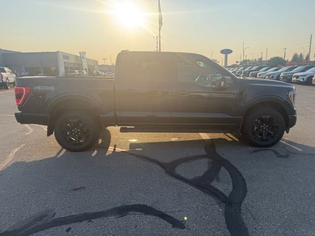 2022 Agate Black Metallic Ford F-150 XLT 4X4 Truck