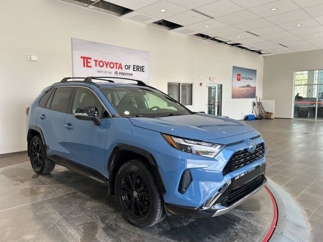 Cavalry Blue 2022 Toyota RAV4 Hybrid SE AWD SUV / Crossover All-Wheel Drive Continuously Variable Transmission