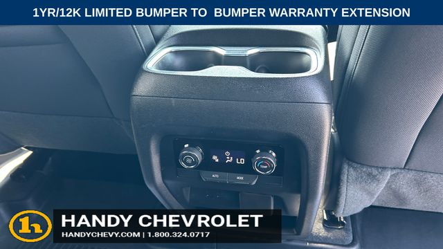 Used 2025 Chevrolet Traverse SUV