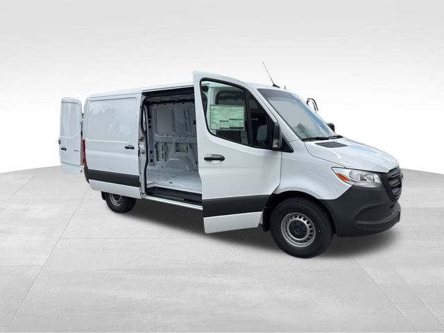 2025 Mercedes-Benz Sprinter 2500 Cargo 144 WB photo