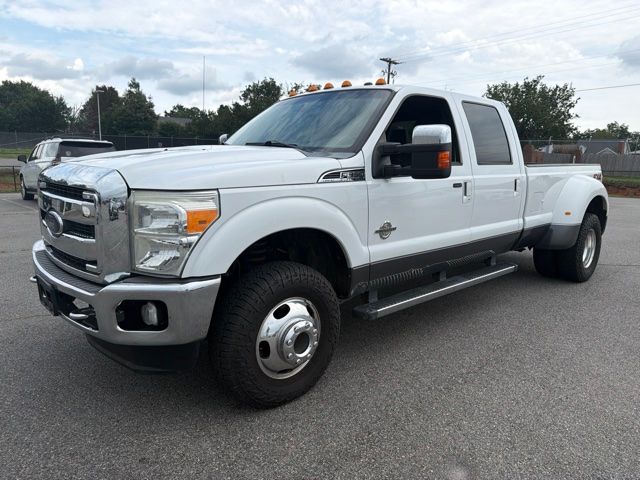 Used 2012 White Ford Lariat image 3