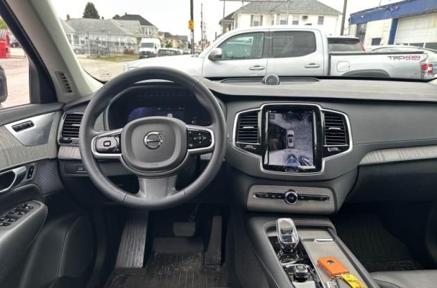 Certified Used 2025 Black Volvo T8 Ultra image 7