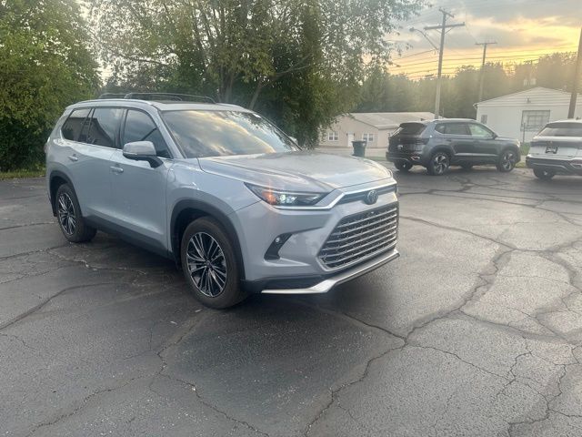 Cement 2025 Toyota Grand Highlander Hybrid SUV / Crossover All-Wheel Drive 6-Speed Automatic