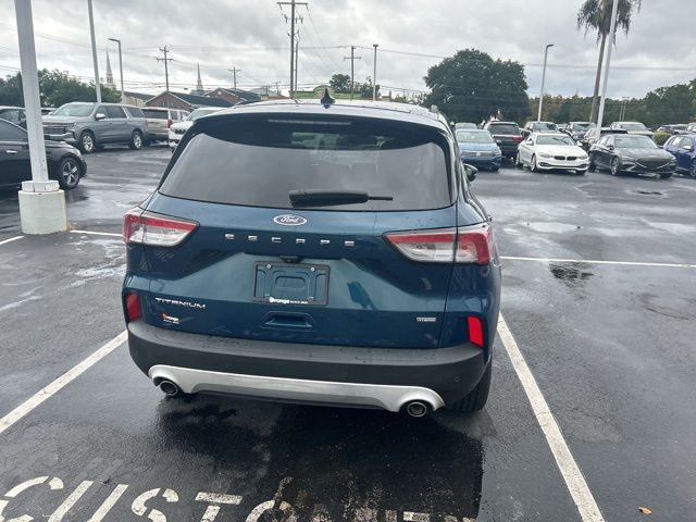 2020 Ford Escape Titanium Hybrid 20