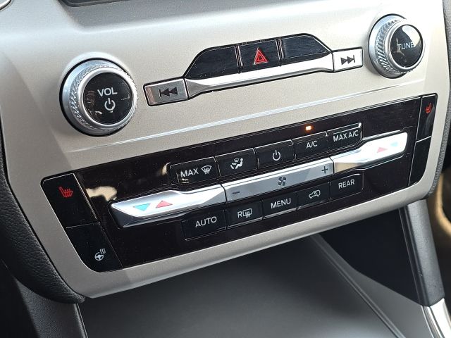 2022 Ford Explorer XLT:168543A