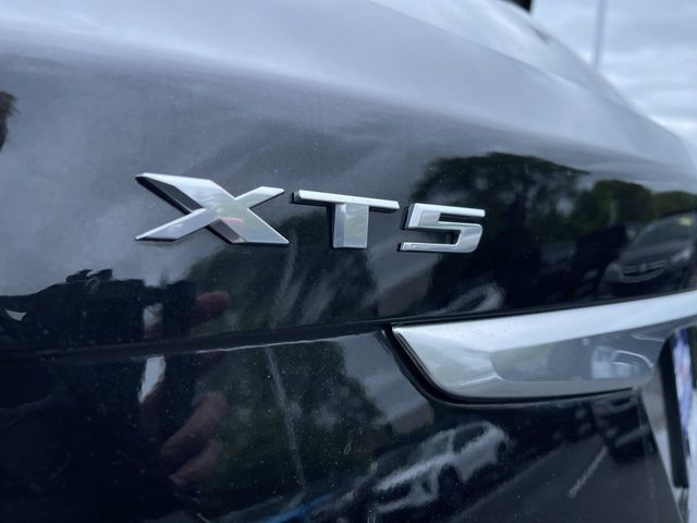 Used 2021 Cadillac XT5 For Sale in Livonia, MI