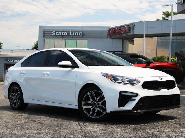 Clear White 2019 Kia Forte Sedan Front-Wheel Drive Continuously Variable Transmission