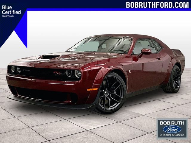 Octane Red Pearlcoat 2022 Dodge Challenger R/T Scat Pack Widebody RWD Coupe Rear-Wheel Drive 8-Speed Automatic