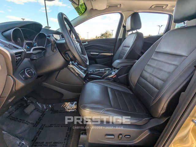 2015 Ford Escape Titanium 21