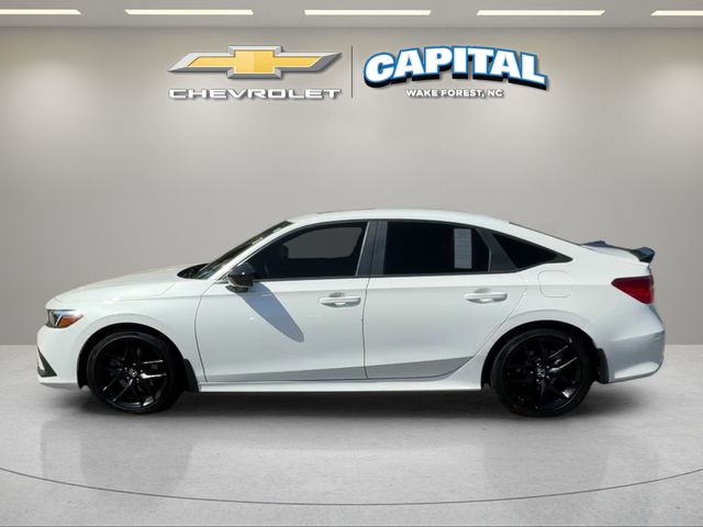 Used 2024  Honda Base image 2