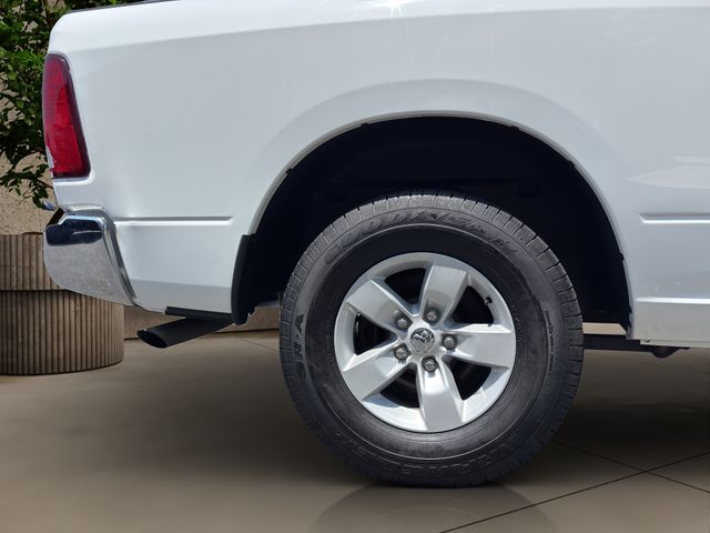 2019 RAM 1500 CLASSIC TRADESSMAN • 5.7L HEMI V8 • 8' BED CLEAN CARFAX • 1 OWNER CHROME APPEARANCE PACKAGE • POWER & REMOTE ENTRY GROUP • BEDLINER • BACKUP CAMERA Thumbnail