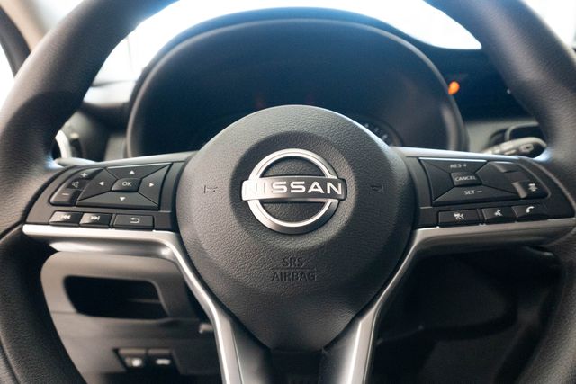 Used 2023 Nissan Kicks SUV